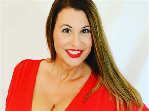 OnlyFans Model, 55, Made $630K Over 2 Years, Can Give Son。